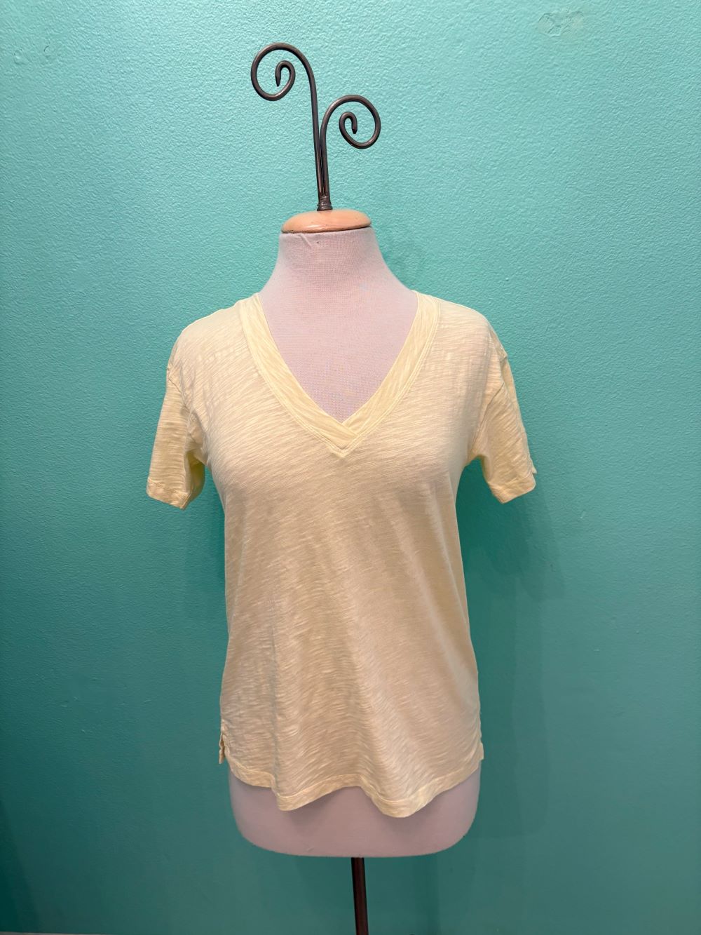 (取寄) モッドオードック レディース ショート スリーブ V-ネック ボクシー ティー Mod-o-doc women Short Sleeve V-Neck Boxy Tee Sweet Cream SHORT SLEEVE V-NECK BOXY TEE-SWEET CREAM-MODODOC – Apropos San