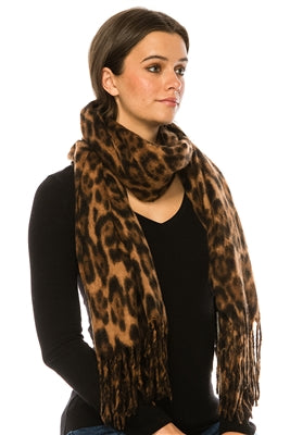 COZY LEOPARD SCARF