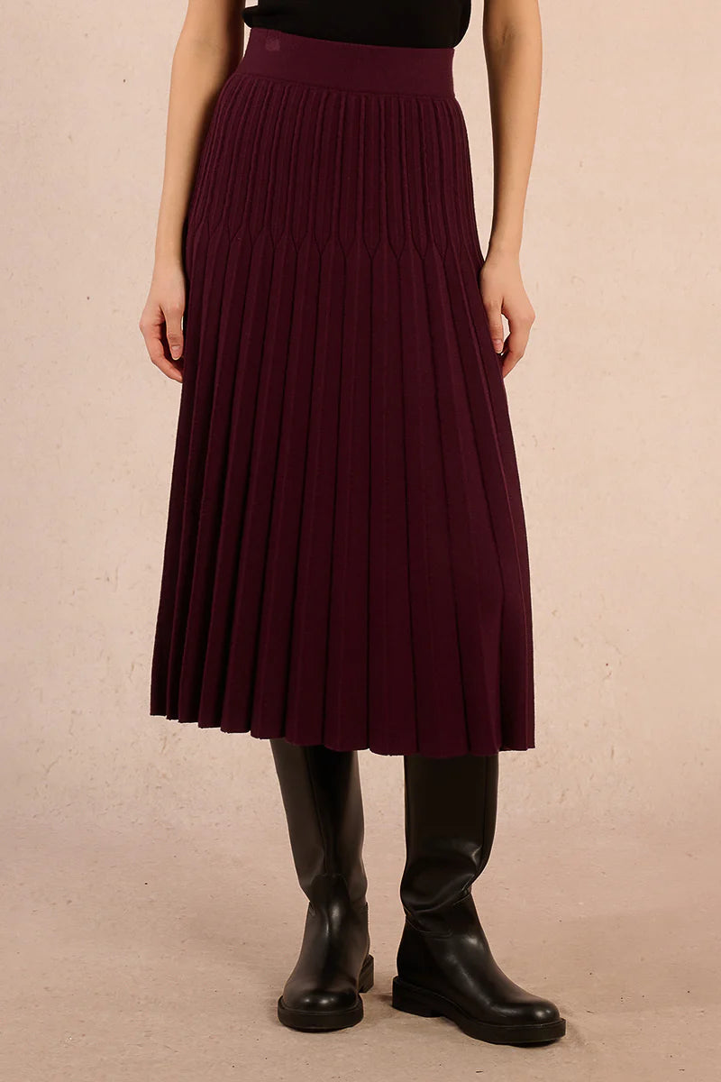 LADIES KNITTED PLEAT SKIRT-DARK RED-MOLLY BRACKEN
