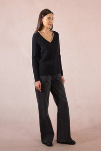 KNIT V-NECK SWEATER WITH GOLD DETAIL-OFF WHITE-MOLLY BRACKEN