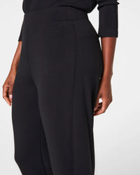 AIR ESSENTIALS BARREL PANT-VERY BLACK-SPANX
