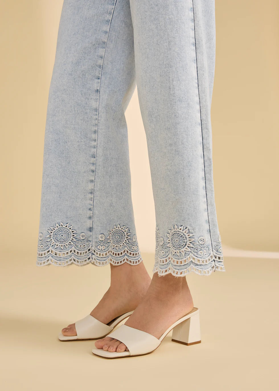 EMBROIDERED PULL ON WIDE LEG-FDJ FRENCH DRESSING