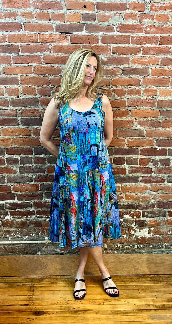 SCOOP SLEEVELESS BUBBLE DRESS-GREEN-SHANA