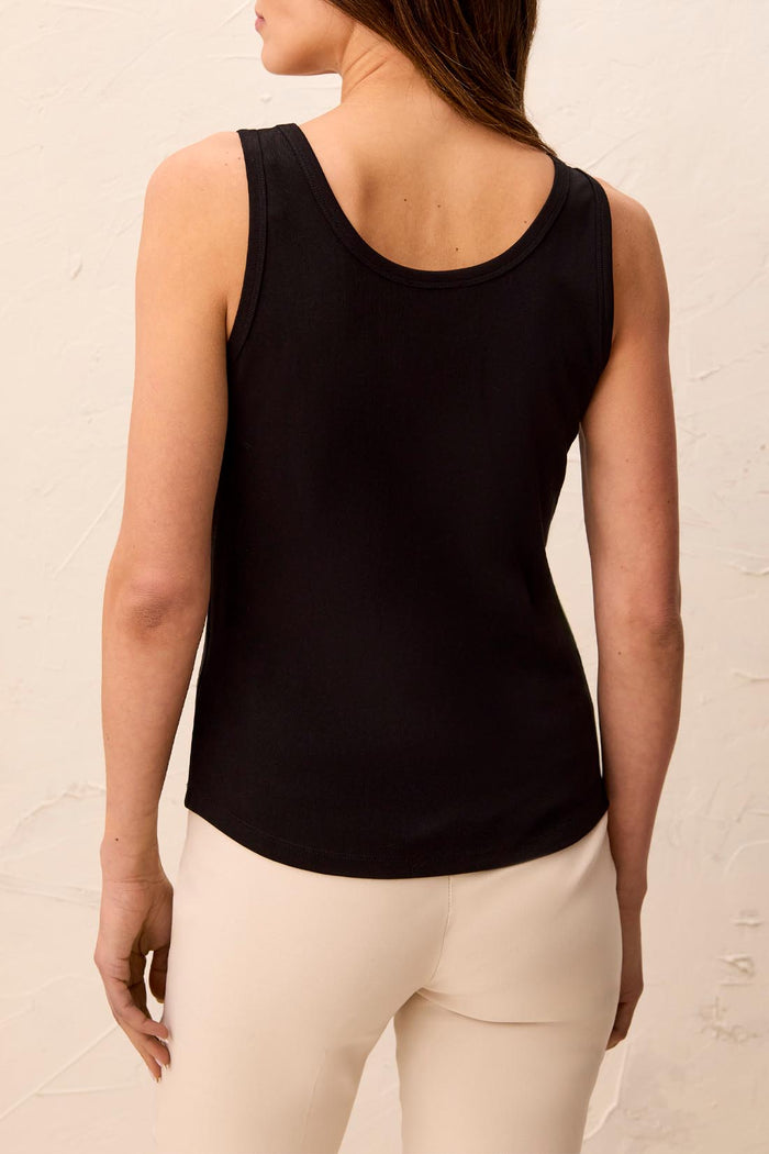 ESSENTIALS BASIC SCOOP TANK-BLACK-TRIBAL