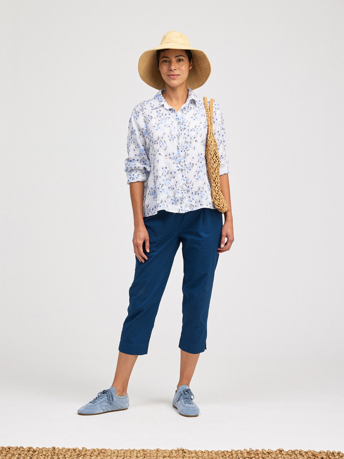 MORNING GLORY CROP SHIRT-WHITE-CUT LOOSE