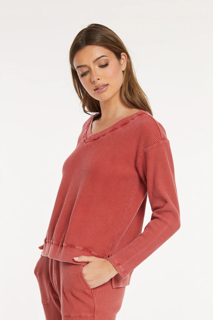 L/S OPEN V-NECK WAFFLE TOP-SPICED CIDER-MODODOC