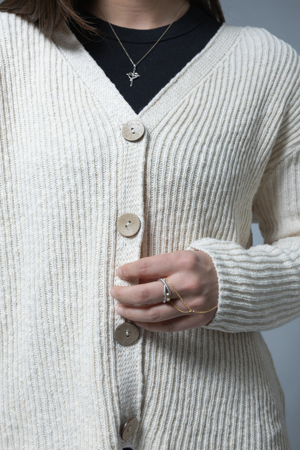 RIBBED 4 BUTTON CARDIGAN 100% COTTON-AVALIN