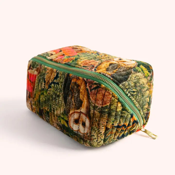 WILD WOODLAND OWL-QUILTED MAKEUP BAG-POWDER