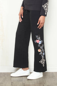 FRENCH TERRY WIDE LEG W/EMBROIDERY-BLACK-PAPARAZZI