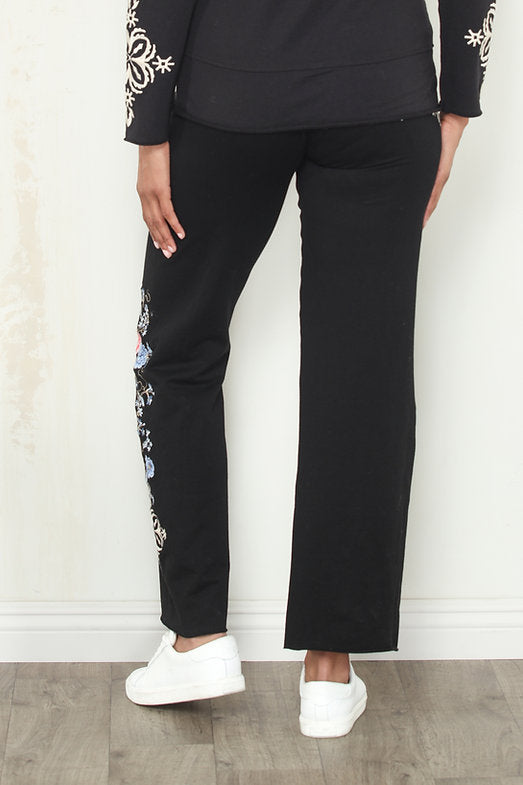 FRENCH TERRY WIDE LEG W/EMBROIDERY-BLACK-PAPARAZZI