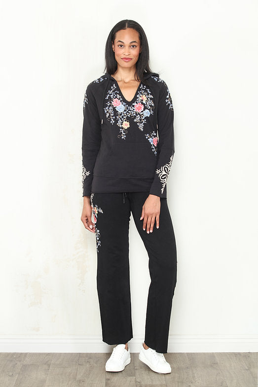 FRENCH TERRY WIDE LEG W/EMBROIDERY-BLACK-PAPARAZZI