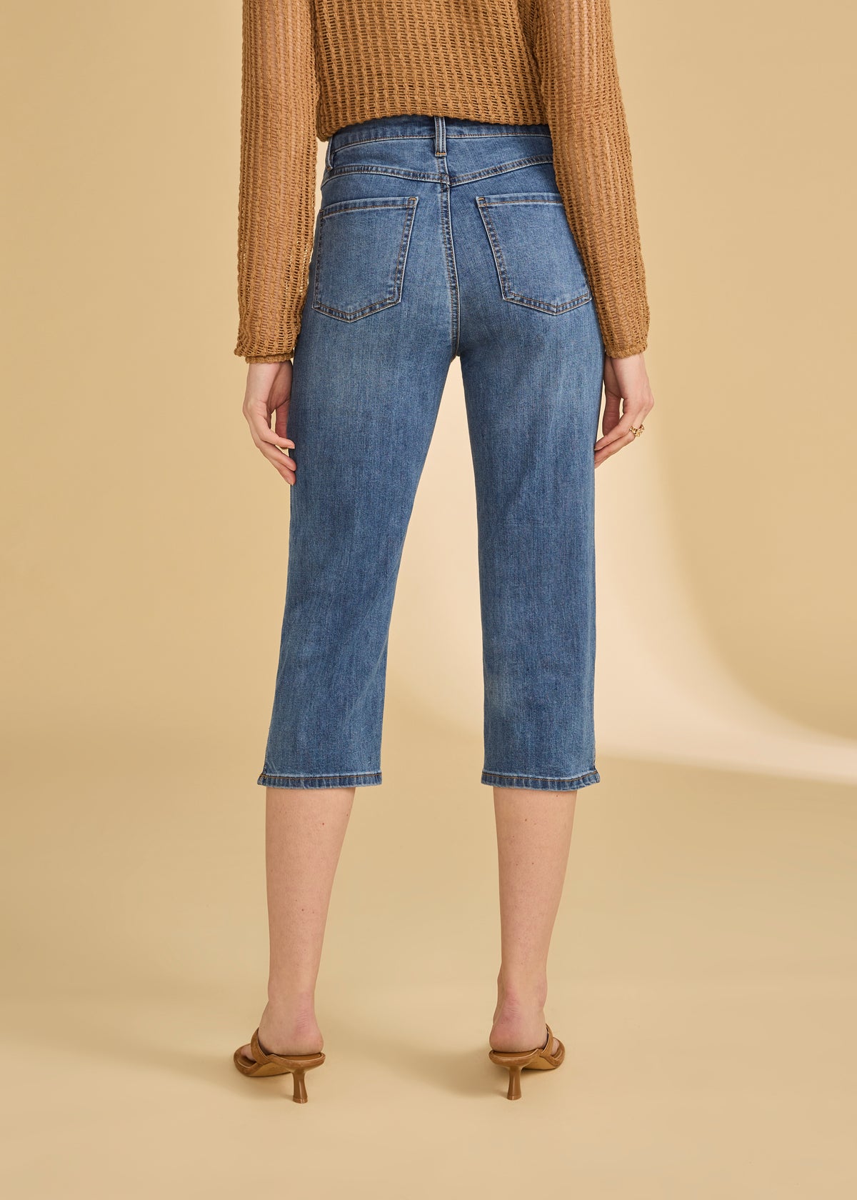 BASIC SUZANNE CAPRI-MEDIUM WASH-FDJ FRENCH DRESSING