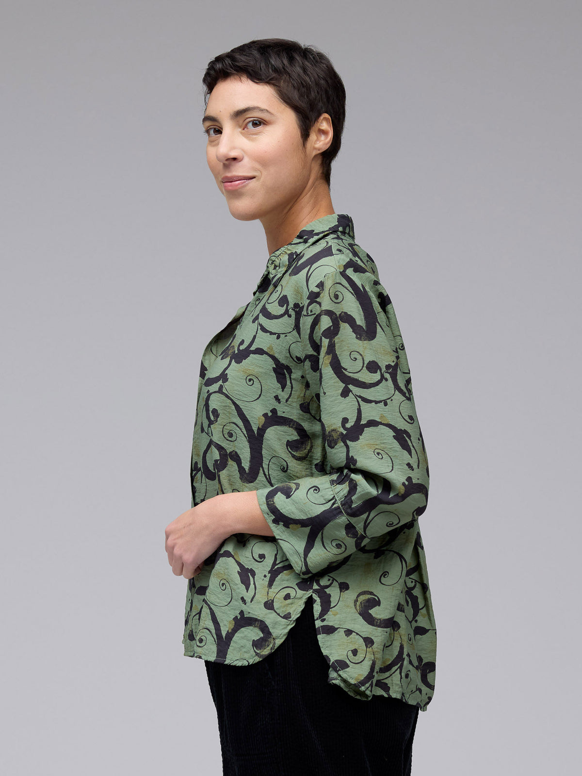 SWIRL CROP EASY SHIRT-SUCCULENT-CUT LOOSE