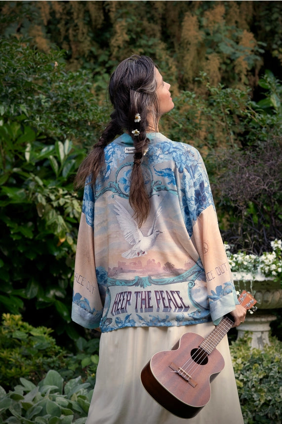 PEACE OUT PIXIE DUSTER CROP KIMONO-MARKET OF STARS