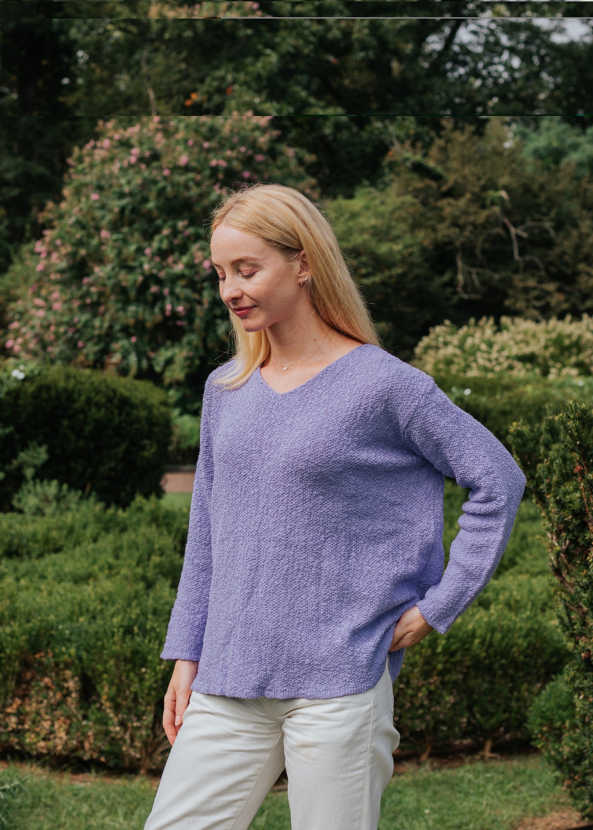 V-NECK SCRAMBLE KNIT 100% COTTON - AVALIN