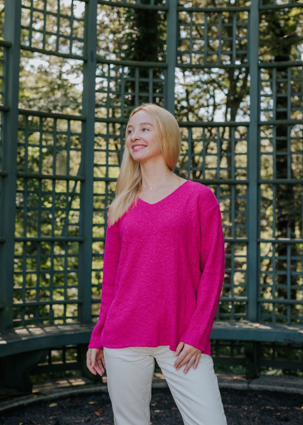 V-NECK SCRAMBLE KNIT 100% COTTON - AVALIN