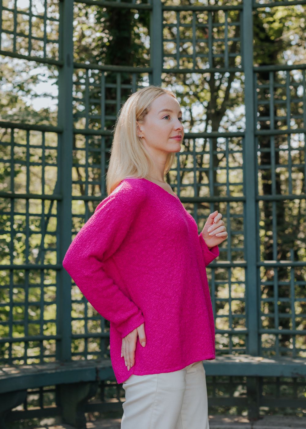 V-NECK SCRAMBLE KNIT 100% COTTON - AVALIN