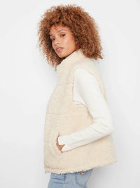 REVERISBLE PLAID SHERPA VEST-CHARLIE B