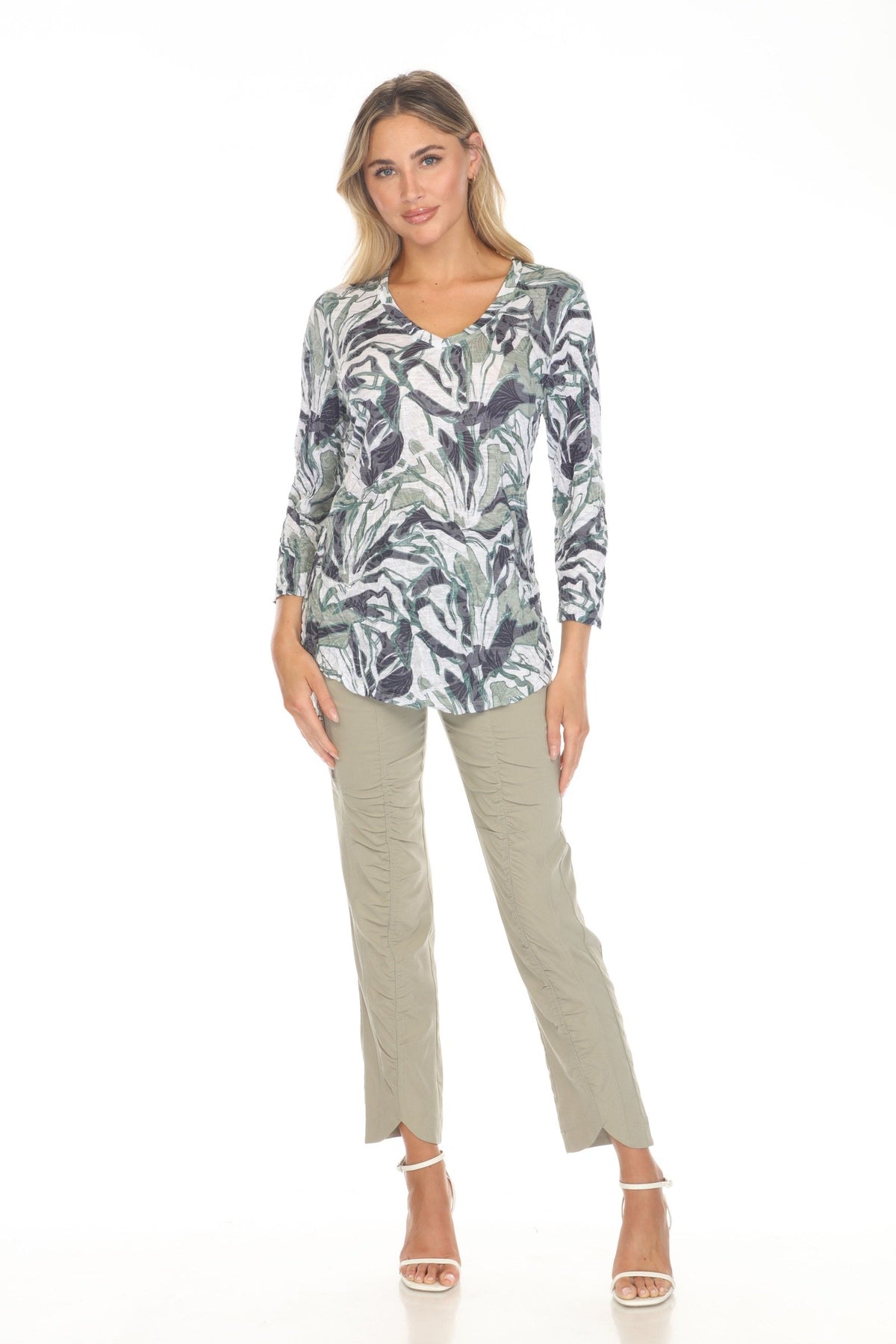 FOREST VEIL V-NECK TOP-CARINE