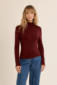 SCALLOPED COLLAR UNDERSHIRT-DARK RED-MOLLY BRACKEN