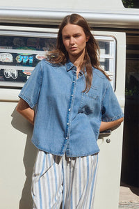 DENIM S/S BLOUSE-MOLLY BRACKEN
