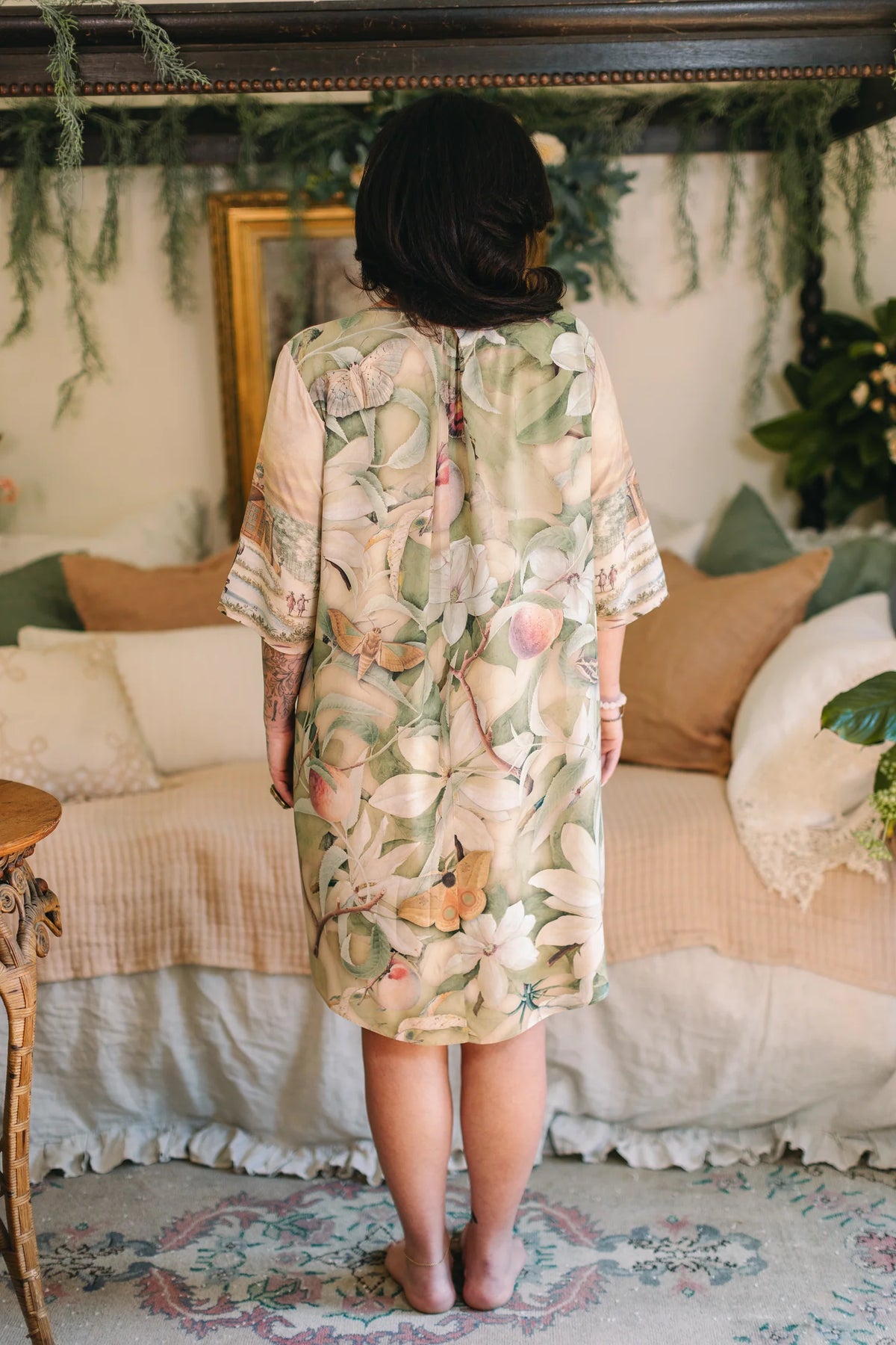 FLEUR DE SOLEIL ARTIST DRESS-MARKET OF STARS