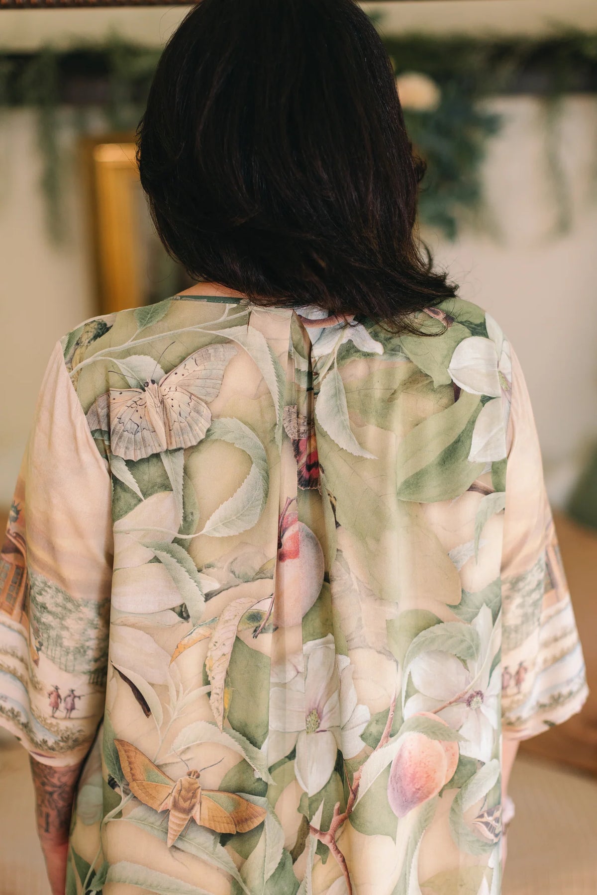 FLEUR DE SOLEIL ARTIST DRESS-MARKET OF STARS