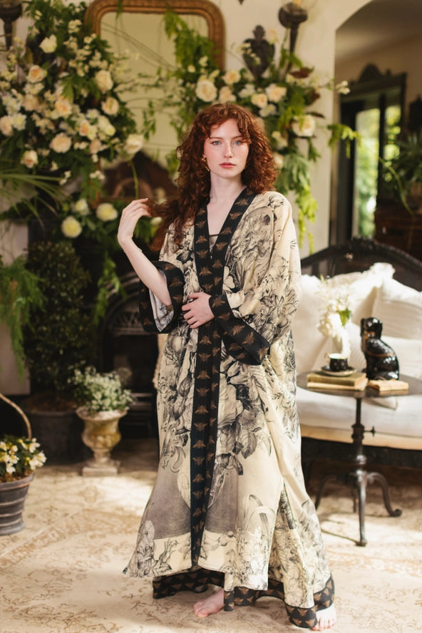 HONEY & THE MOON OPERA DUSTER KIMONO ROBE-MARKET OF STARS