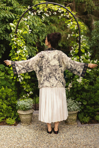 HONEY & MOON PIXIE DUSTER CROP KIMONO-MARKET OF STARS