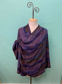 REVERSIBLE CASHMERE SHAWL W/LOOP -RAPTI FASHIONS