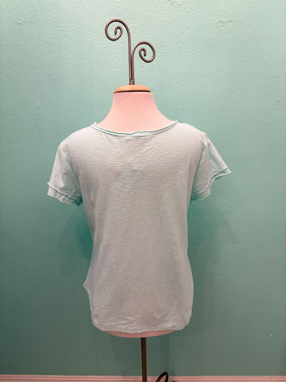 RAW EDGE V-NECK TEE-FOUNTAIN-CUT LOOSE