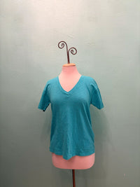 SHORT SLEEVE V-NECK BOXY TEE-BELIZE-MODODOC