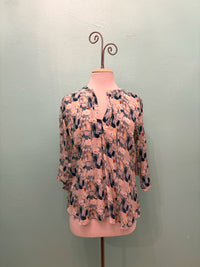 TULIP FLORAL V-NECK W/ TASSEL BLOUSE-APNY