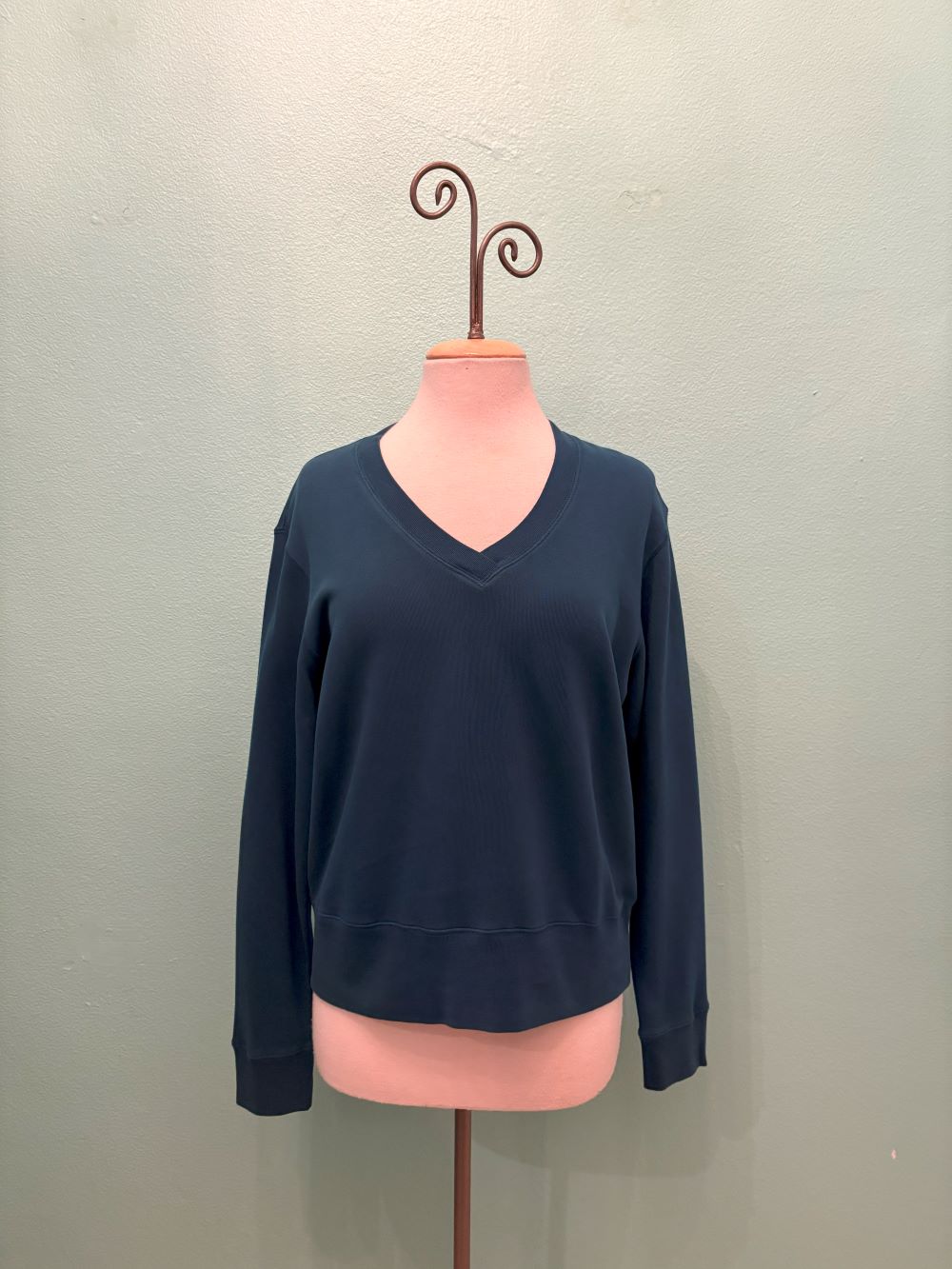 DEEP V-NECK-FANTA-SEA-MODODOC