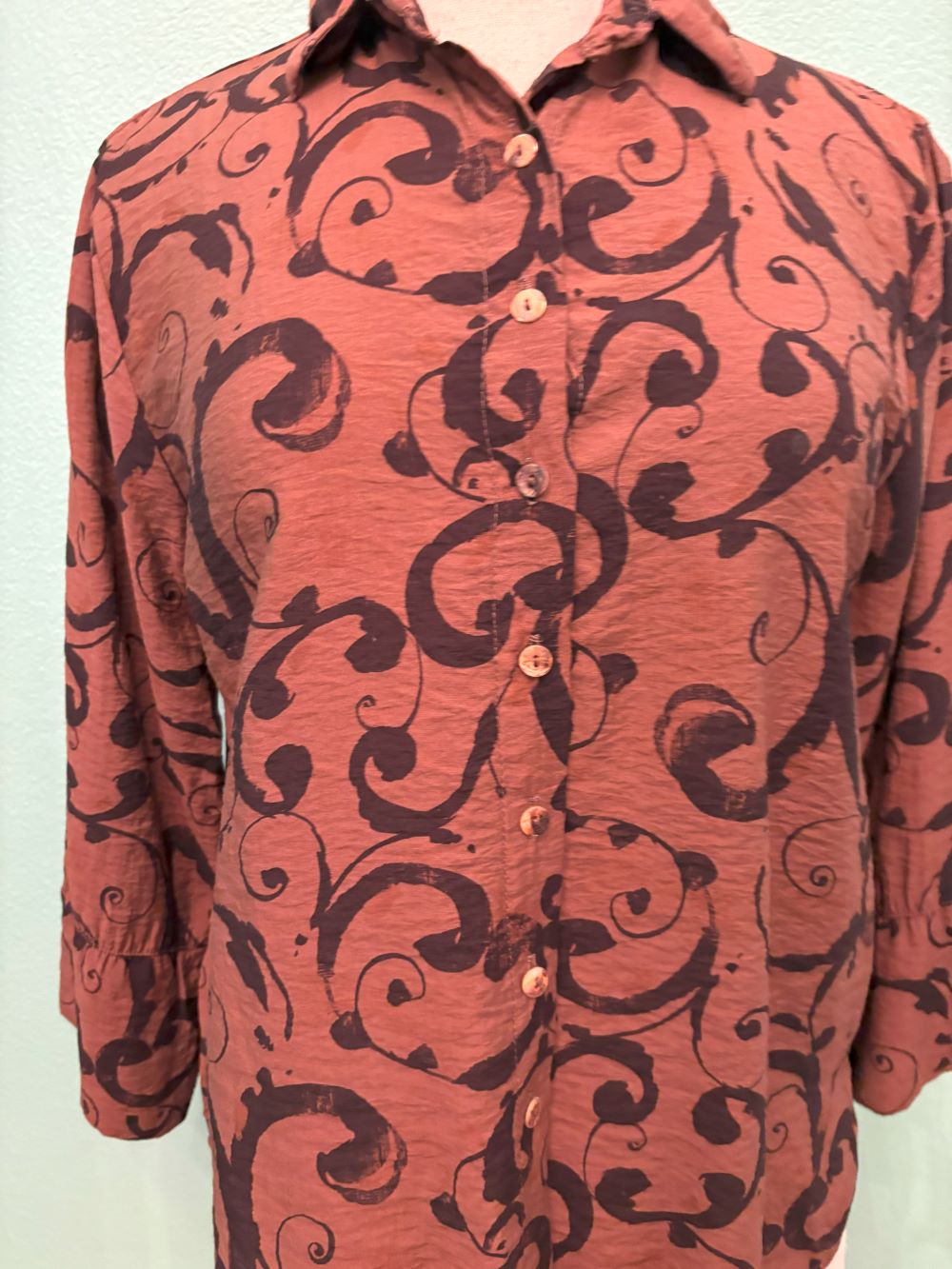 SWIRL CROP EASY SHIRT-COLA-CUT LOOSE