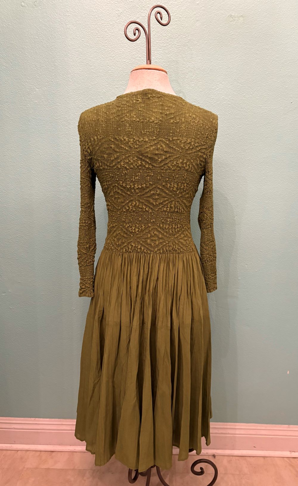 LONG SLEEVE CRINKLE DRESS-VANITE COUTURE