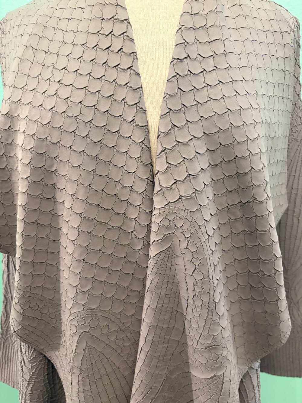 CRINKLE SHAWL COLLAR DUSTER-VANITE COUTURE