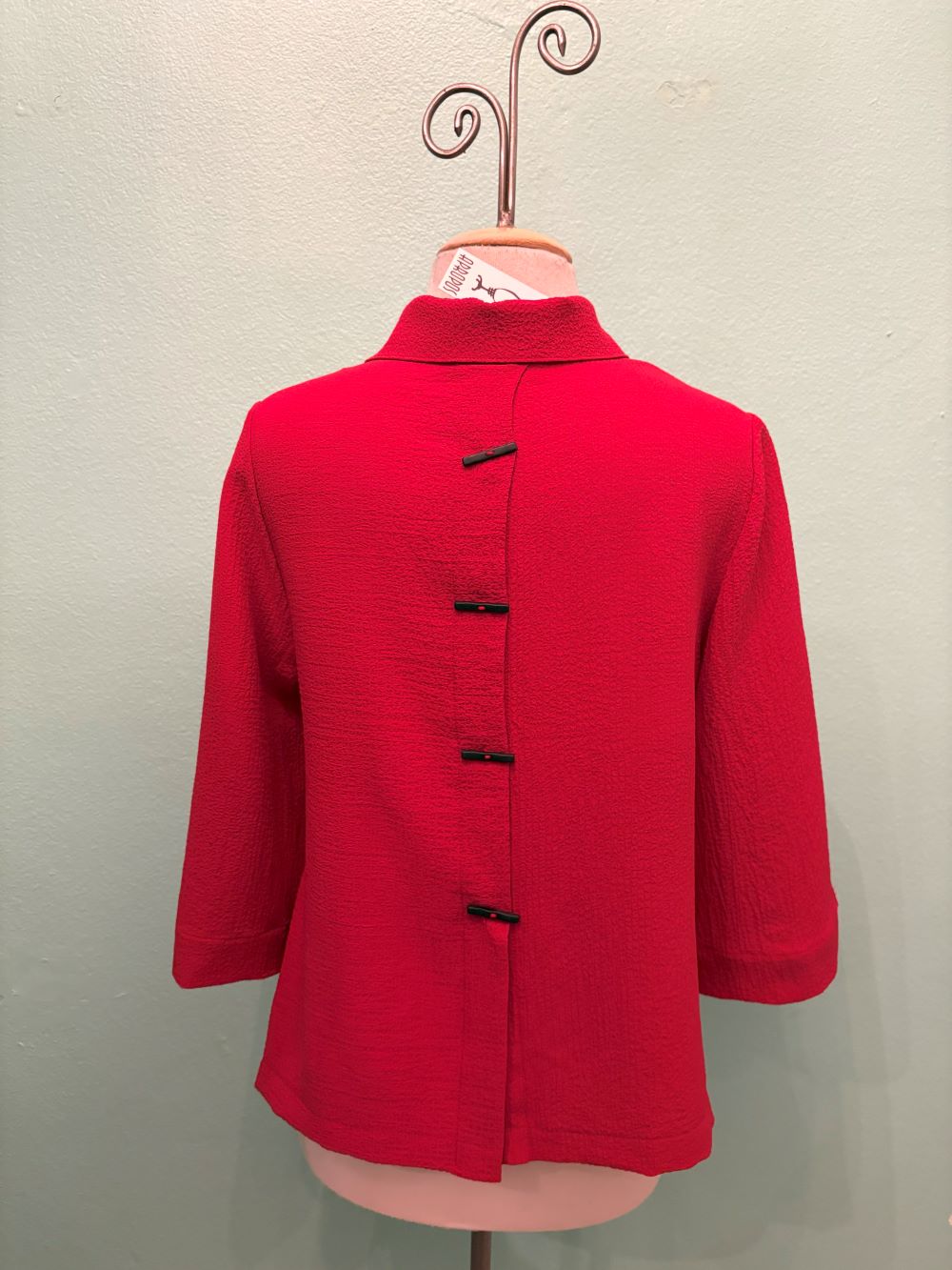 RED BUTTON CROP JACKET-MOONLIGHT