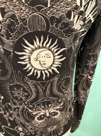 JANIE FAVORITE LONG SLEEVE BOAT NECK-KRYSALLIS-JOHNNY WAS