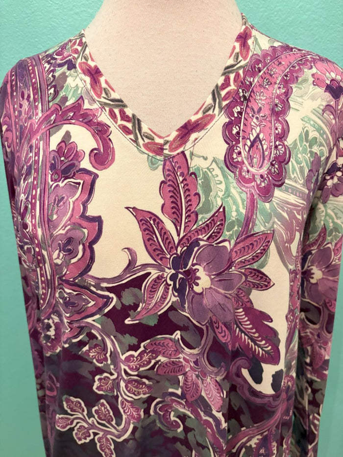 JANIE FAVORITE LONG SLEEVE V-NECK-ANZIO-JOHNNY WAS