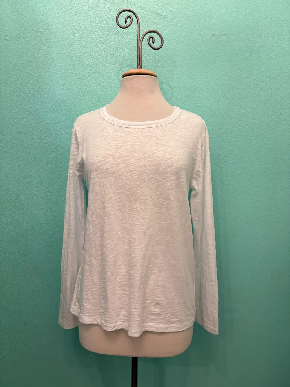 L/S FAVORITE TEE-WHITE-MODODOC