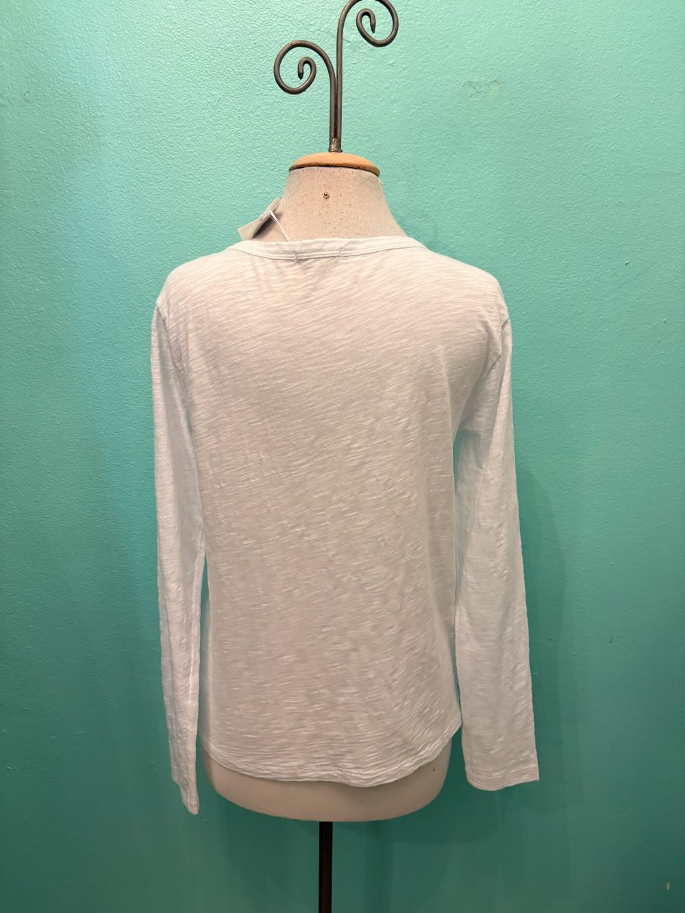 L/S FAVORITE TEE-WHITE-MODODOC