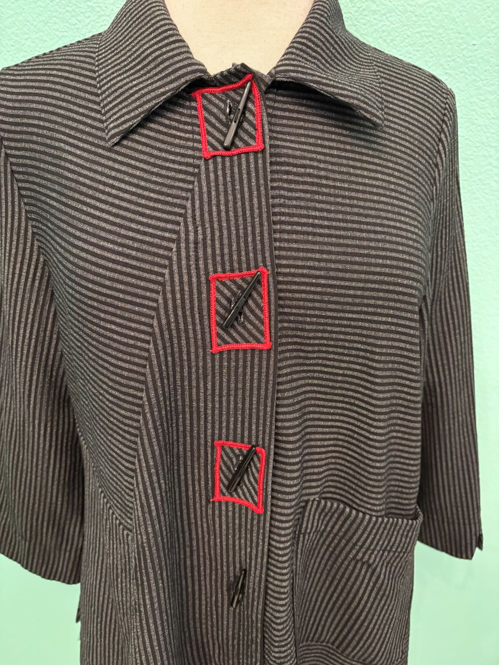 BLACK/GREY STRIPE CROP JACKET-MOONLIGHT