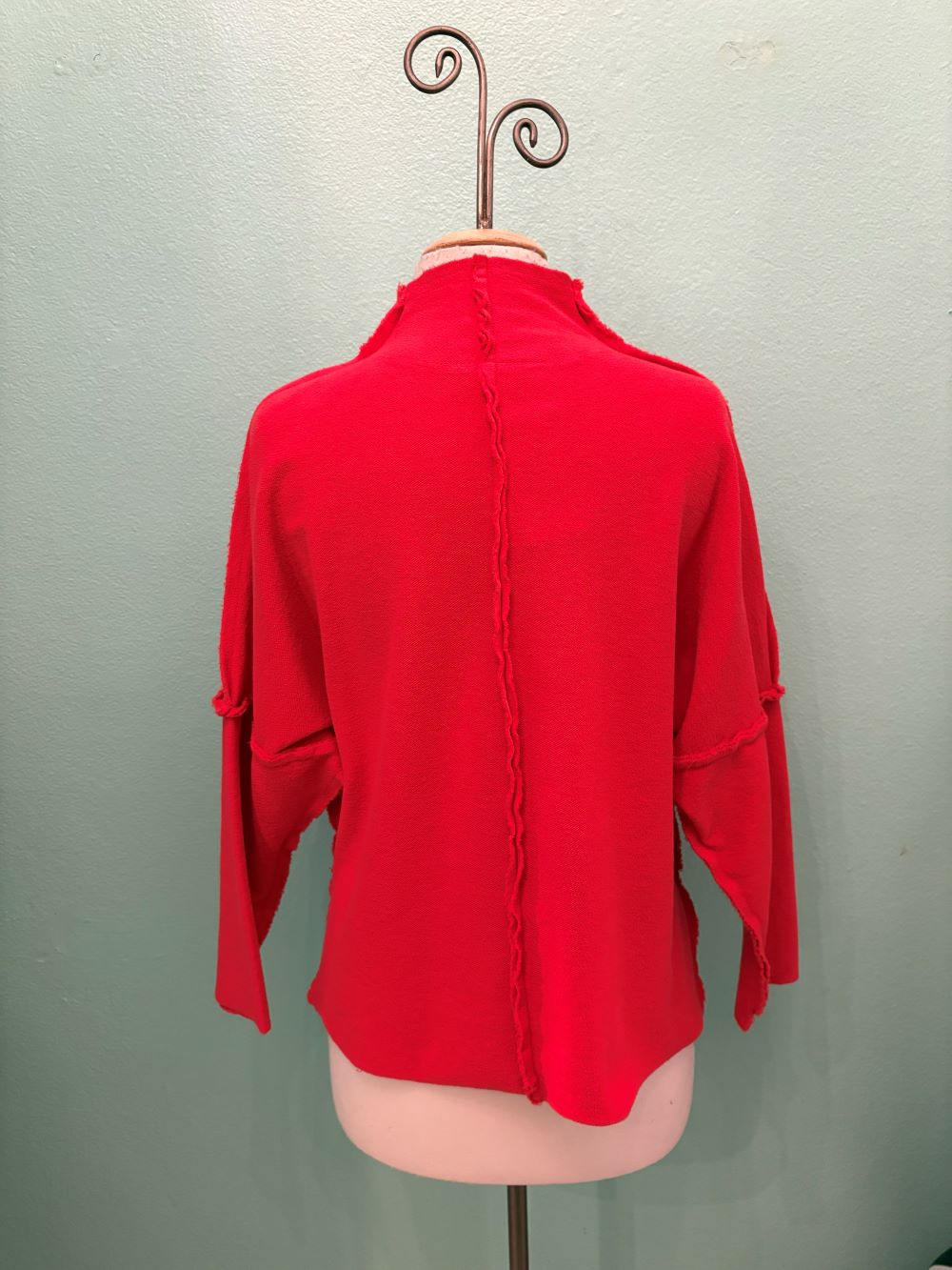 FUNNEL PLUS 3 TOP-CAYENNE-ELEVEN STITCH DESIGN