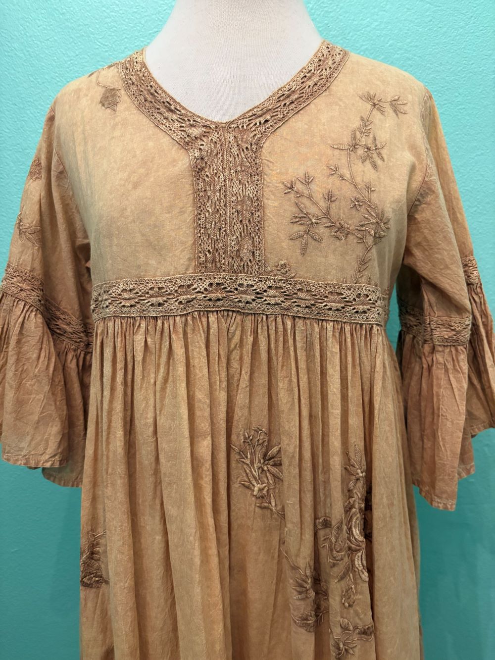 EMBROIDERED TIER MIDI DRESS-NATURAL-PAPER LACE