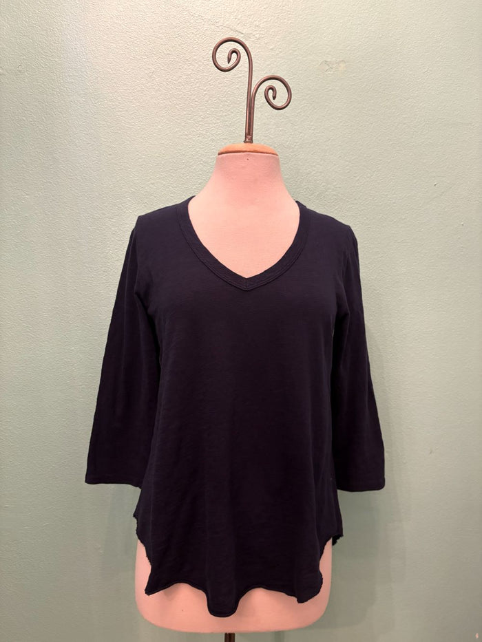 3/4 SLEEVE TEE W/CURVE HEM-VIBRANT NAVY-MODODOC