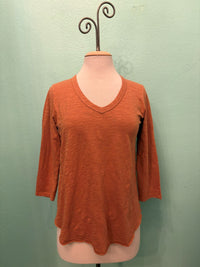 3/4 SLEEVE TEE W/CURVE HEM-HONEY GLAZE-MODODOC