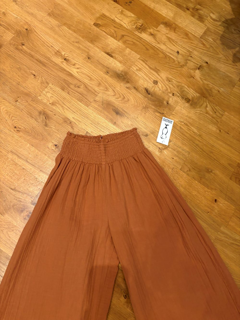 SMOCKED WAIST ANKLE PANT-HONEY GLAZE-MODODOC