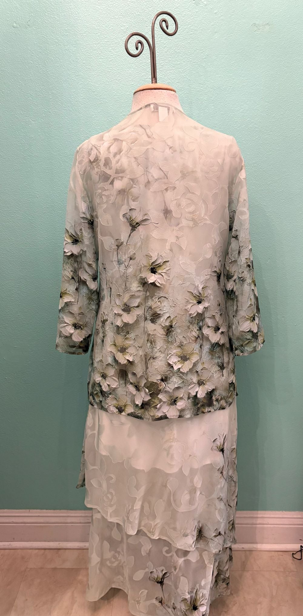 V-TANK DRESS SET W/JACKET-CELEDON FLORAL-ARIS A