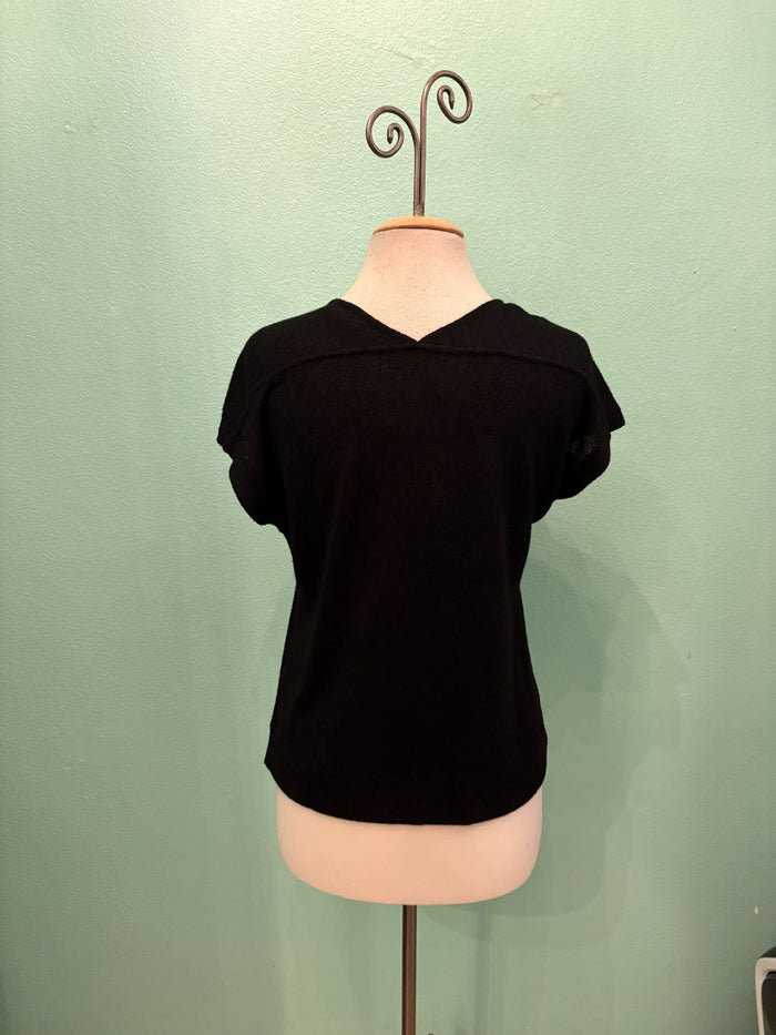 KNIT V CAP SLEEVE SWEATER-BLACK-RENUAR